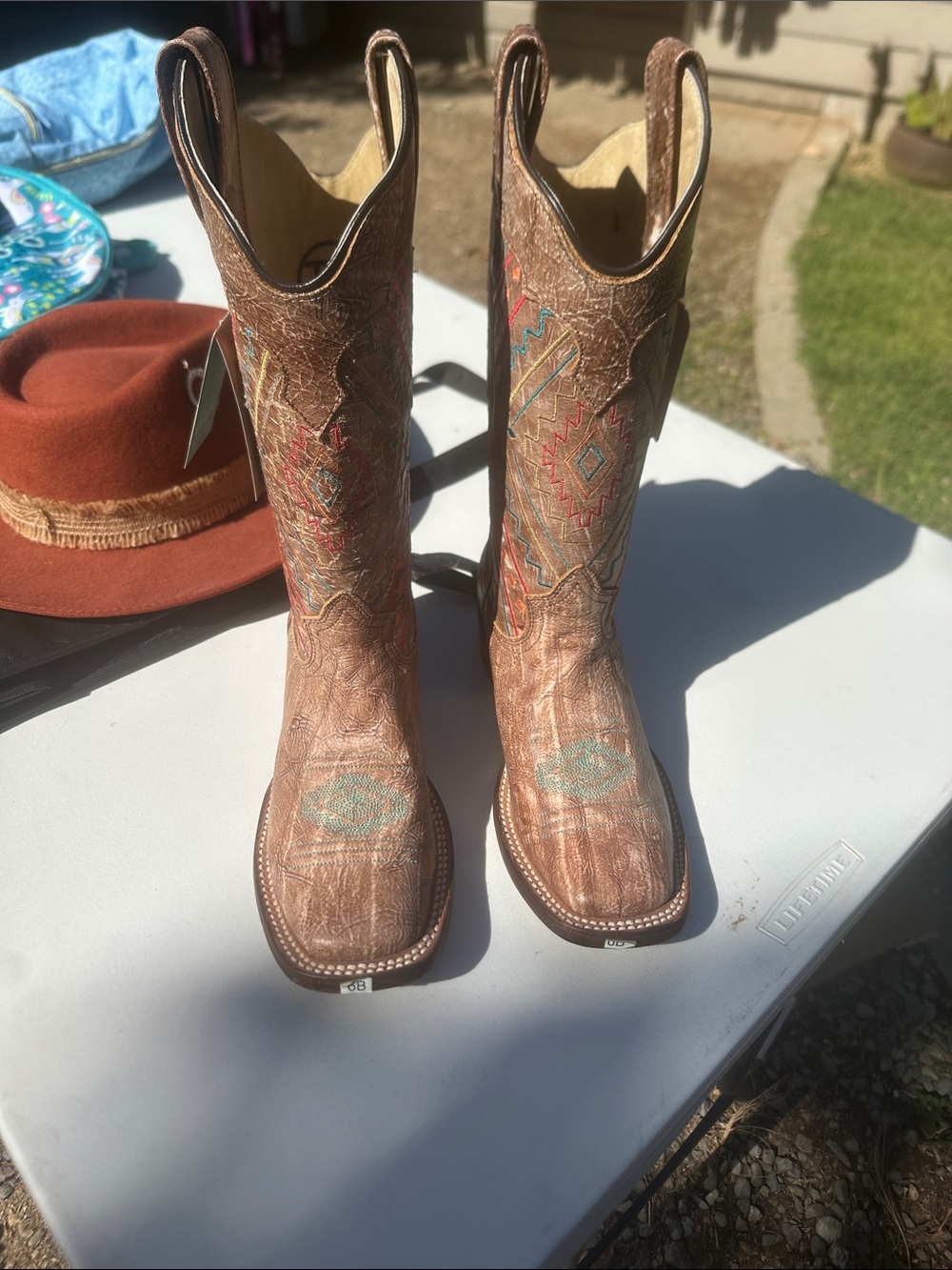 Roper Brown Western Embroidered Heeled Boots